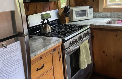 Center Conway House | Rustic Cottage in Conway, perfect for your getaway!