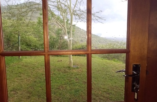 Umjindi Cottage | Rustic cottage, stunning views, 1 hour from kruger Park.