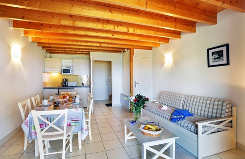 Plougonvelin Condo | Rustic + Cozy Apartment | Direct Beach Access!