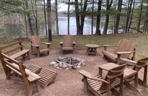 Stone Lake Cabin | Rustic Elegance Beautiful cabin with screen porch on clear, private lake