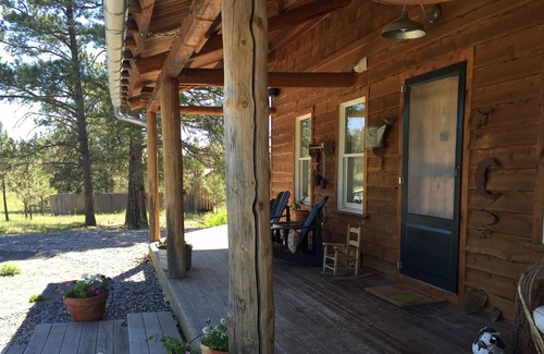 Roundup House | Rustic Elegance On 40 Secluded Acres.