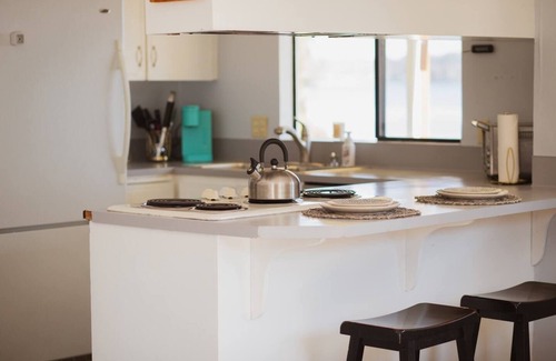 Lummi Island House | Rustic Family Beach Home-Walk to the Ferry, Store, Cafe!