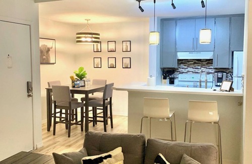 Woodland Springs Condo | Rustic Farmhouse Old Town Condo w/Patio & Pool