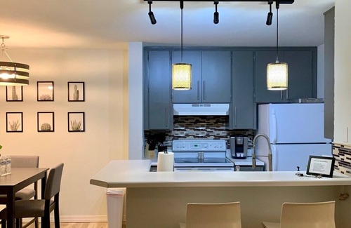 Woodland Springs Condo | Rustic Farmhouse Old Town Condo w/Patio & Pool