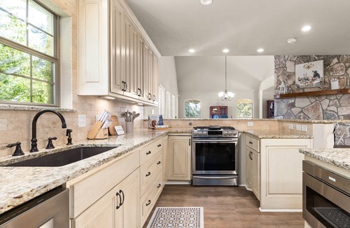 New Braunfels House | Rustic Farmhouse with Backyard Tiki Paradise | Private Pool, Tiki Bar, Ping Pong, Fire Pit & Games