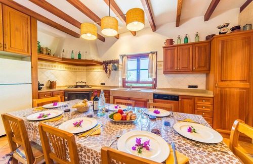 Sa Pobla Ski Chalet | Rustic Finca in Mallorca Can Colis with pool