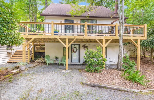 Charter Hills House | Rustic gem near skiing & town with fast WiFi, deck, patio, grill & private W/D