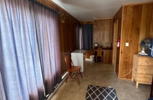 Lake Township House | Rustic getaway on Crystal Lake w/firepit, guest house & private dock