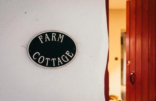 Bailliesmill Villa | Rustic Heritage Farm Cottage, 2 Bed, Retreat