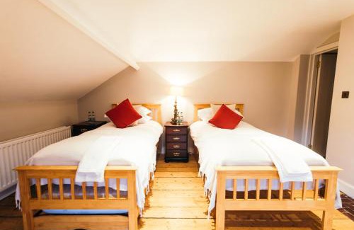 Bailliesmill Villa | Rustic Heritage Farm Cottage, 2 Bed, Retreat