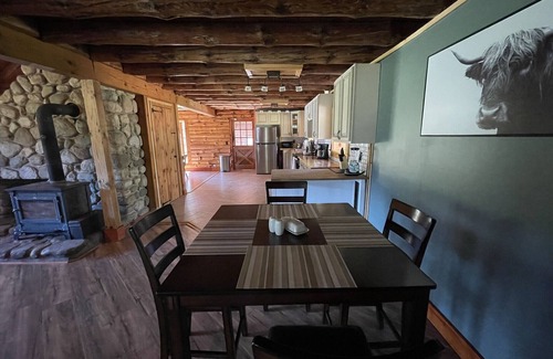 Saratoga Springs Cabin | Rustic Log Cabin on private horse farm!
