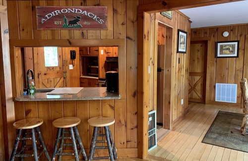 Lake George Cabin | Rustic Log Cabin - Walking Distance to Village!