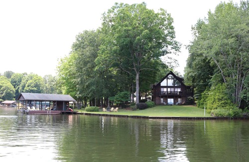 Timber Creek Cabin | Rustic Log Cabin with amazing view of Lake Gaston!