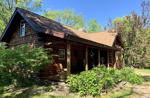 Baileys Harbor House | Rustic Log Home located near Baileys Harbor