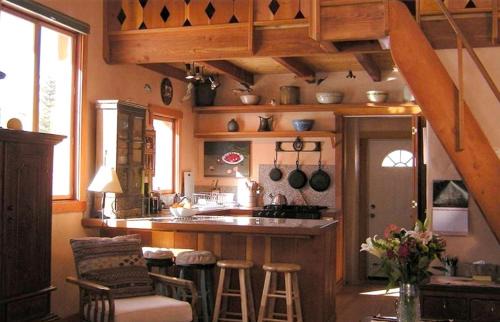 Salida House | Rustic Mountain Cabin with a Hot Tub in Salida, Colorado