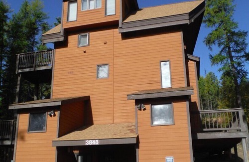 Whitefish Cabin | Rustic, Multi Level Condo