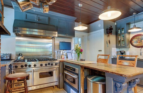 Oxford House | Rustic Oxford Getaway: Patio, Fireplace & More!