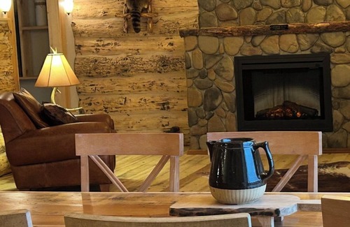 Cavalier Apartment | Rustic Retreat on Division Ave. in Cavalier, NDnStudio Apartment with no stairs!