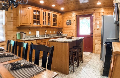 Elkton Cabin | Rustic River Riverfront Cabin - Massanutten 5 min - hot tub/firepit will sleep10