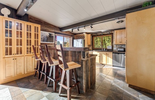 Black River Falls Cabin | Rustic River Retreat Hot Tub Arcade Beach