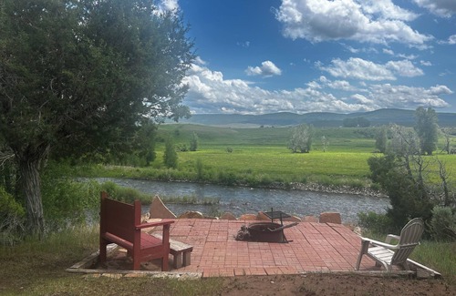 Meeker Apartment | Rustic Riverfront Studio on the White River & OHV trail outside of Meeker w/WiFi