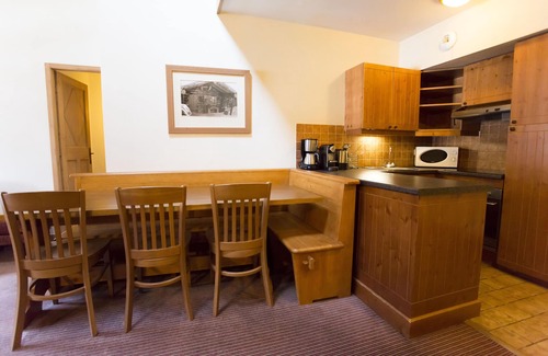 Arc-1950 Apartment | # Rustic, spacious, Ski-In-Ski-Out, Four Bedroom Chalet Apartment in Les Arc1950