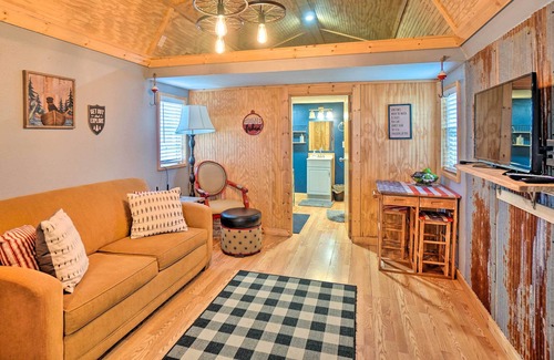 Fletcher Apartment | Rustic Studio in Fletcher’s Quiet Countryside!