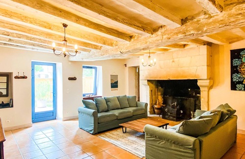 Bourgueil House | Rustic traditional cottage with historical charm