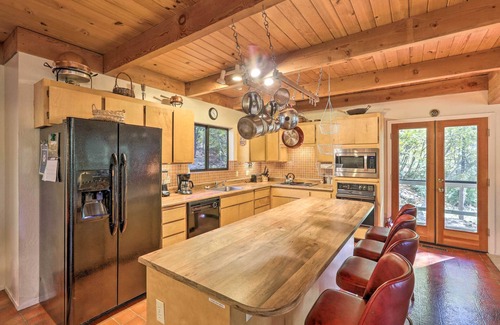 Truckee House | Rustic Truckee Cabin Near Donner Lake, Ski Resorts