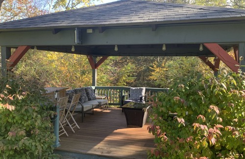 Shohola Cottage | Rustic two bedroom cottage on riverside in Shohola PA