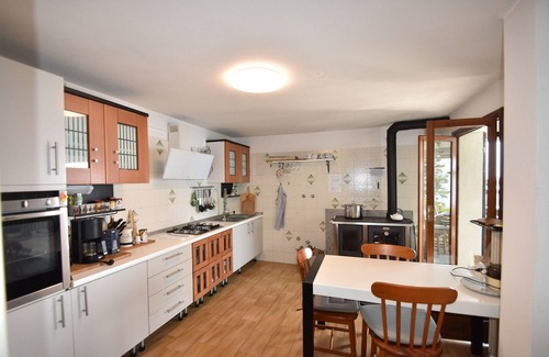 Trarego Viggiona House | Rustic Villa with Lake Views