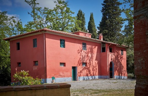 Ghizzano House | Rustic villa with swimming pool on the Tuscan hills