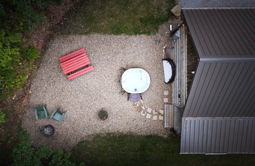 Allegheny Mountains Cabin | Rustic Wooden Cabin with Hot-tub in Riverton, West Virginia