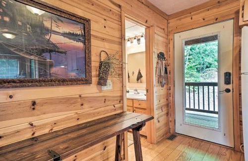 Young Harris House | Rustic Young Harris Cabin with Fire Pit and Views