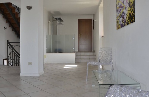 Caprino Veronese House | Rustico on a sunny hill in the midst of ancient culture