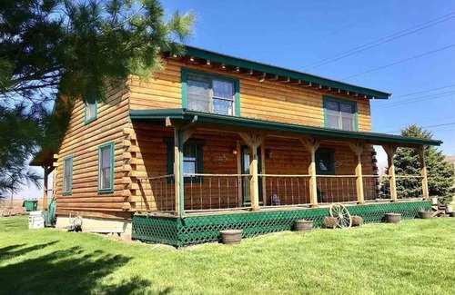 Remington Cabin | RV'ers Reprieve /Friends and Family R+R