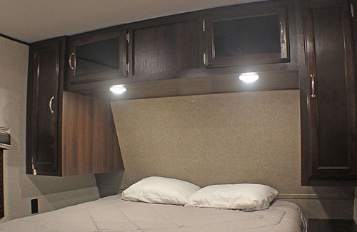 Pikeville House | RV Rental at Beautiful RV Park by Fall Creek Falls