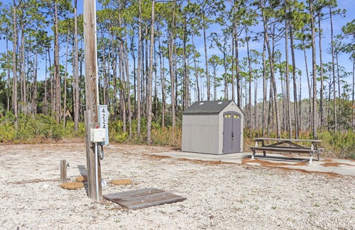 Port St. Joe RV Rental | RV Site, Hookups, Close to Bay ~ Twilights Reach