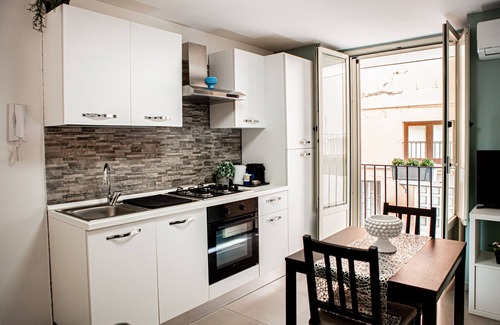 Borgo-Sanzio Apartment | RVII-Camilla Exclusive area of the Court, c.so Italia