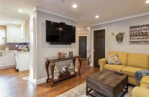 Plainedge House | RYDER CUP! 1.7 mi to the RYDER!Spacious 6-bedroom house in enjoyable Bethpage