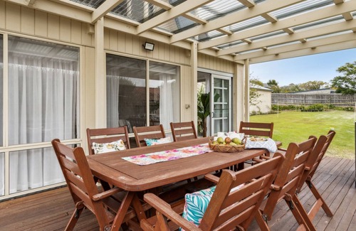 Rye House | Rye Beach Chalet - Downstairs Only