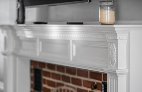 Rye Condo | Rye Retreat: Fireplace, Fast WiFi, Big Screen TV - Near Portsmouth, Seabrook, Seaside, and Shopping