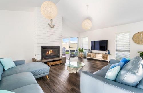 Dunsborough House | Ryze N Shine I Private Properties
