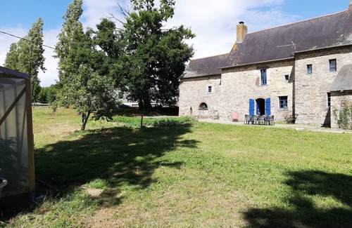 Crevin House | Séjour à la Campagne