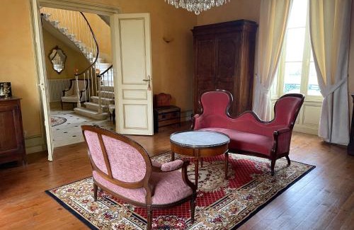 Saint-Julien-de-l'Escap Villa | Séjour en château privé