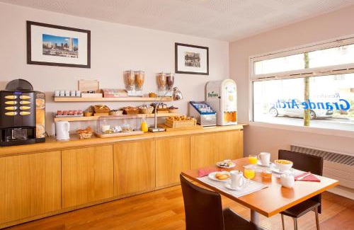 Faubourg de l'Arche Apartment | Séjours & Affaires Courbevoie Grande Arche