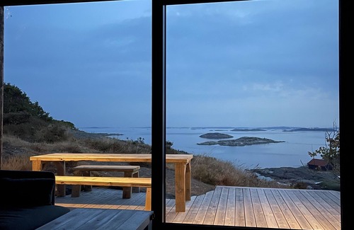 Hovas Cabin | Södra Göteborgs Skärgård Utanför Fönstret. Hundar Välkomna:)