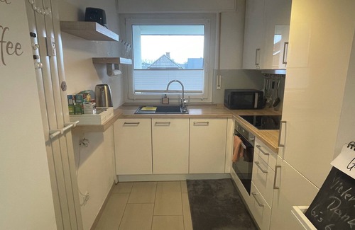 Rietberg Apartment | Süße, Komfortable Wohnung mit Parkplatz und Schnellem Internet