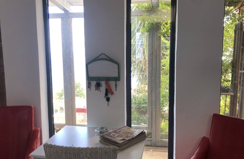 Villa de Mazo House | Süßes Gästehaus mit Breitem Meerblick