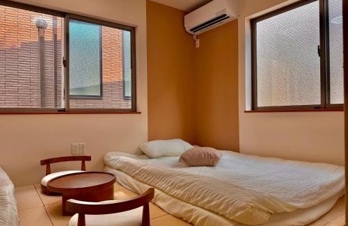 Honmachi Apartment | S1涉谷中心 交通枢纽 涉谷车站6分钟 无限视野 最大2人 Shibuya center 6 mins to ST Max 2P 直达新宿 涉谷 表参道 品川 池袋 上野 代代木 银座 原宿